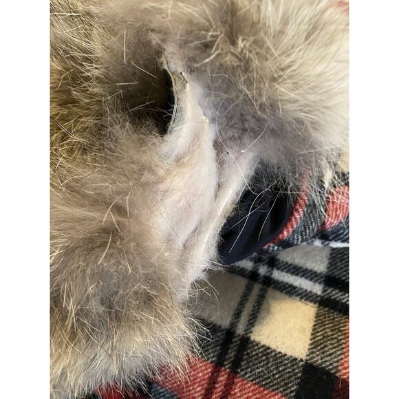 Woolrich Reversible Vest Black-RedPlaid Womens Large Coyote Fur Collar Down Vest - Picture 10 of 16